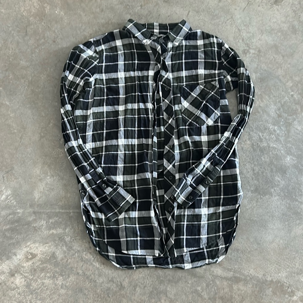 Athleta checkered blouse